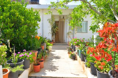 Hersonissos içinde eski bina.