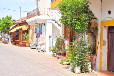 Hersonissos sokakta.