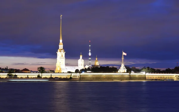 Peter and Paul Fortress at night. — Stock Photo, Image