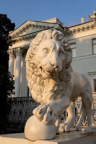 Statue du lion . — Photo