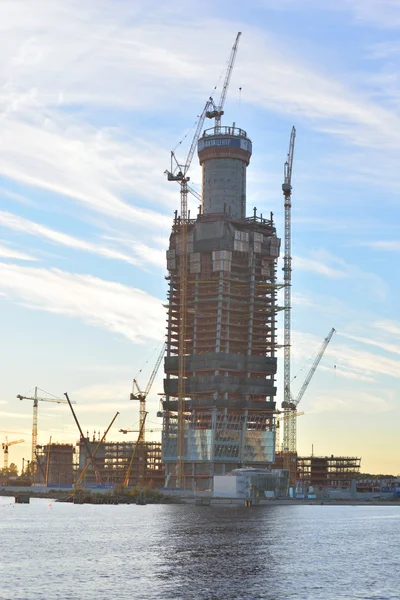 En construcción rascacielos Lakhta Center . —  Fotos de Stock