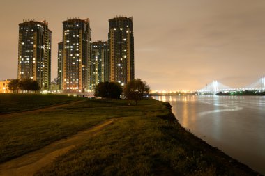 Microdistrict Ribatskoe gece.