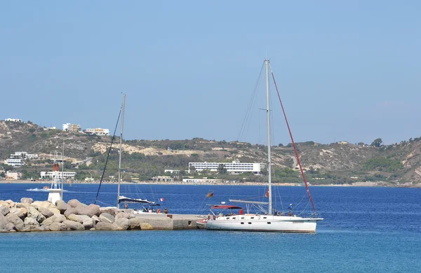 Sailing yacht in sea — Stock Photo, Image