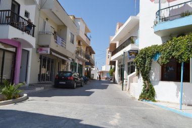 modern kefalos kesiminde sokak