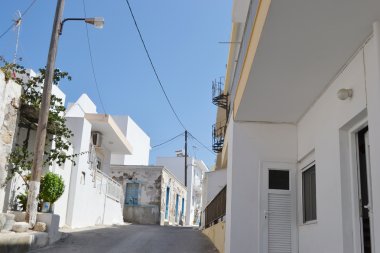 modern kefalos kesiminde sokak