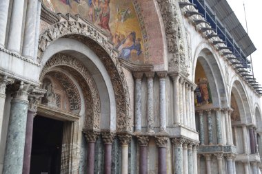Colonnade basilica di San marco