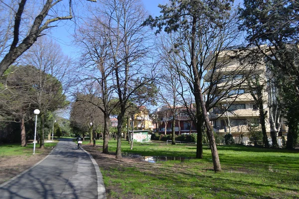 Park miejski w rimini. — Zdjęcie stockowe