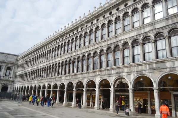 Oude gebouw in Venetië. — Stockfoto