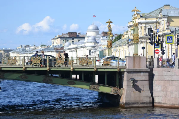 Brug over de rivier Fontanka — Stockfoto