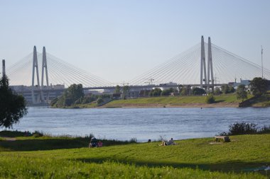 St. Petersburg 'daki Kablo Kalan Köprü.
