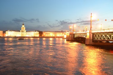 Palace Bridge ve kabine ilginç bir 
