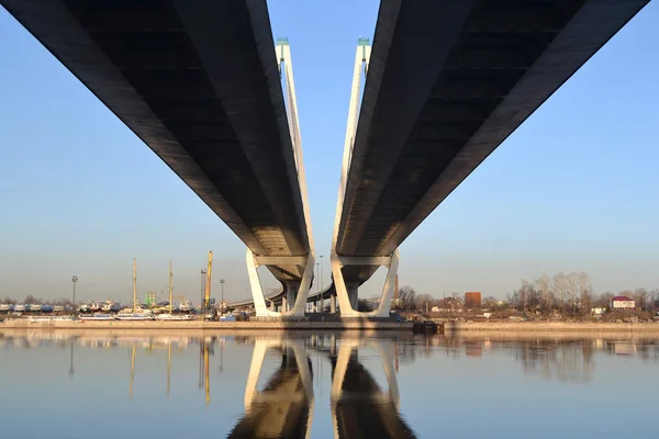 Puente Cable-Stayed en San Petersburgo —  Fotos de Stock