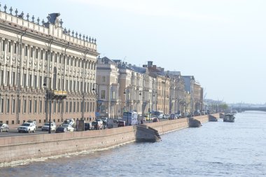 Neva Nehri'nin Palaca dolgu