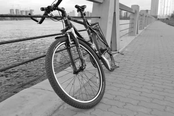 Bicicleta esporte — Fotografia de Stock