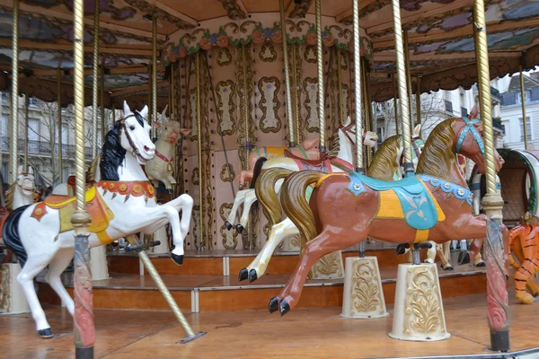 Frans oude carrousel. — Stockfoto