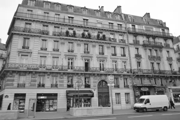 Straße in Paris. — Stockfoto