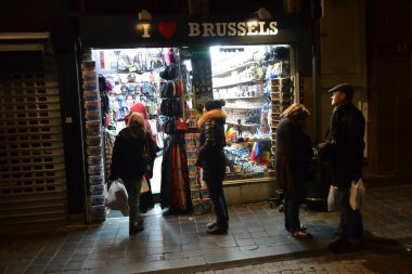 Gece, Brüksel Hediyelik eşya.