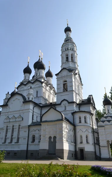 Russisch-orthodoxe kerk. — Stockfoto