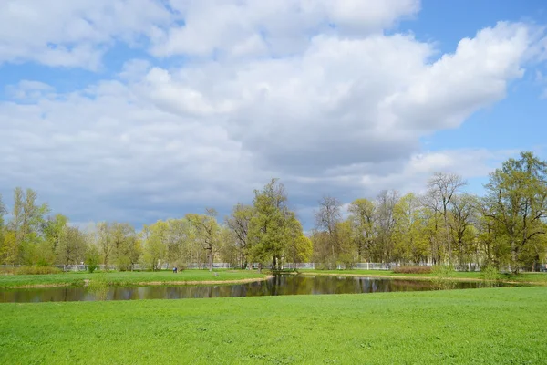 Alexandrovsky Park in Tsarskoe Selo. — Stock Photo, Image