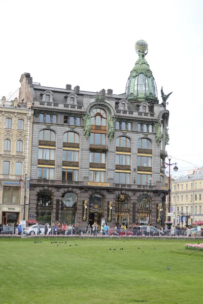 Zinger-Haus am Nevsky-Prospekt. — Stockfoto