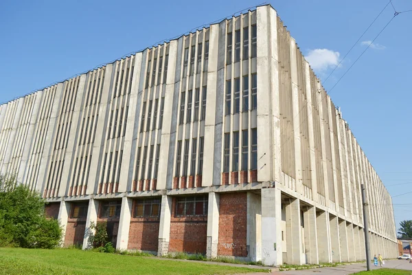 Das Fabrikgebäude. — Stockfoto