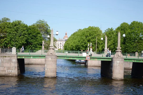 Most na rzece Fontanka. — Zdjęcie stockowe