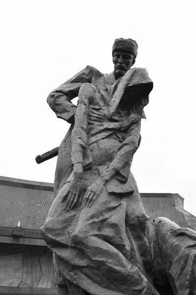 Fragment de Monument aux Héroïques Défenseurs de Leningrad . — Photo