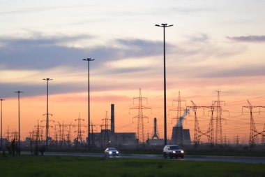 gün batımı, st.petersburg banliyölerinde.