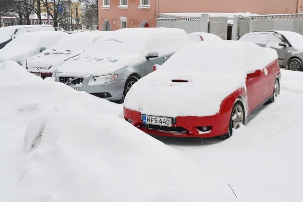 Bilar i snö. — Stockfoto