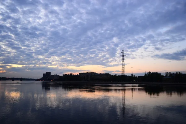 Syn på Neva floden i Sankt Petersburg. — Stockfoto