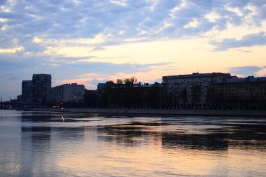 St.Petersburg Neva Nehri'nin görünümü.