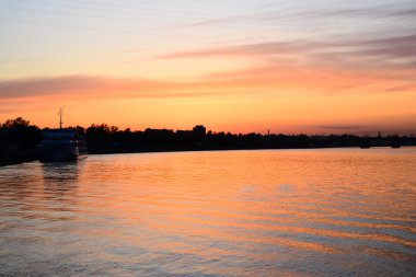 St.Petersburg Neva Nehri'nin görünümü.