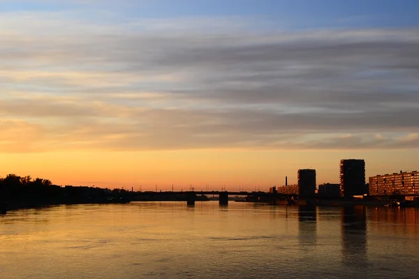 Перегляд річки Нева, в Санкт-Петербурзі. — стокове фото