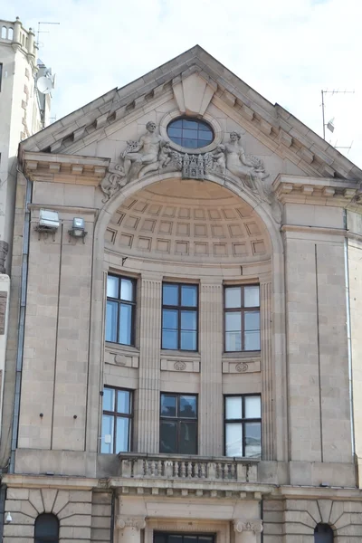 Fragment av gamla byggnad i Riga. — Stockfoto