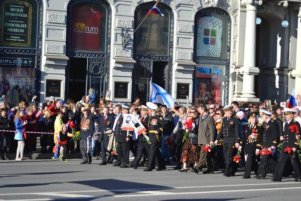 Overwinningsparade in Sint-Petersburg. — Stockfoto