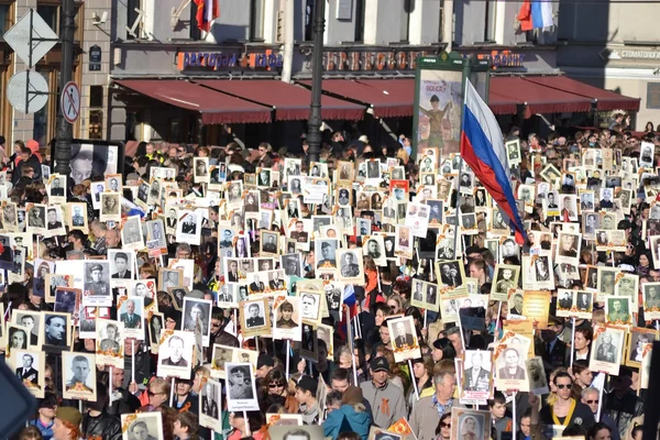 Overwinningsparade in Sint-Petersburg. — Stockfoto