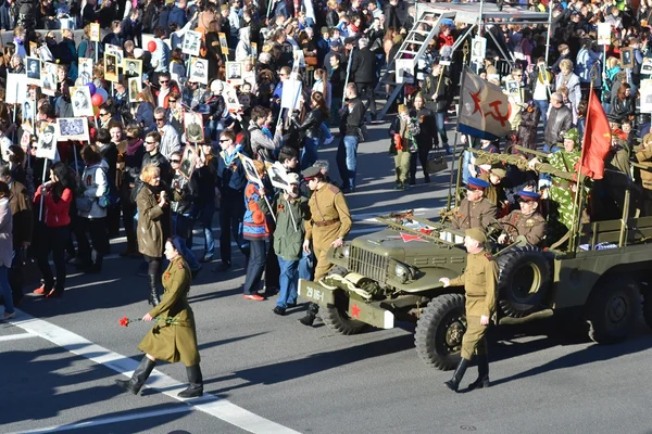 Siegesparade in St. Petersburg. — Stockfoto