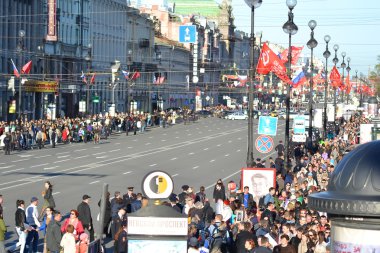 Nevsky Prospect St.Petersburg zafer geçidi sonra.