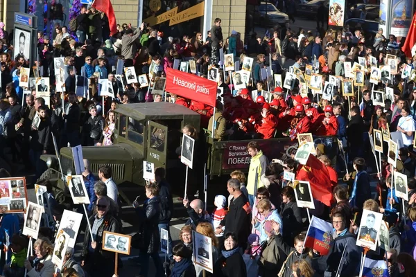 Overwinningsparade in Sint-Petersburg. — Stockfoto