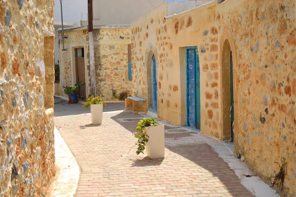 The narrow street in the old part of Malia. — Stock Photo, Image