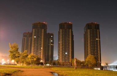 Microdistrict Ribatskoe gece.