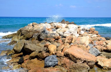 Kayalar Ege Denizi Sahili.