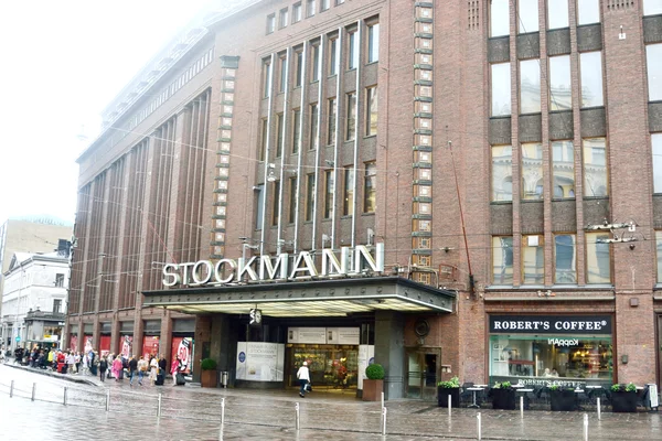 Gebouw winkel Stockmann in Helsinki. — Stockfoto