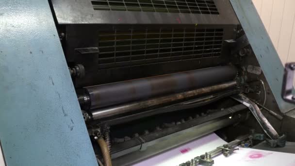 Working printing roller — Stock Video