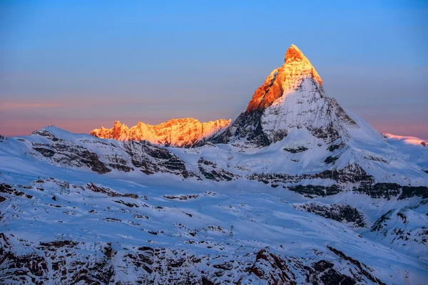 O pico suíço de Matterhorn Fotos De Bancos De Imagens