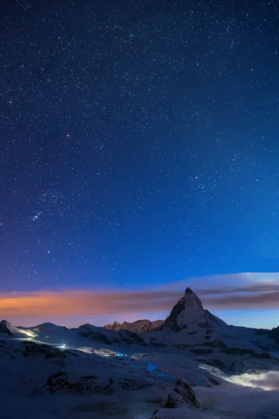 O pico suíço de Matterhorn — Fotografia de Stock