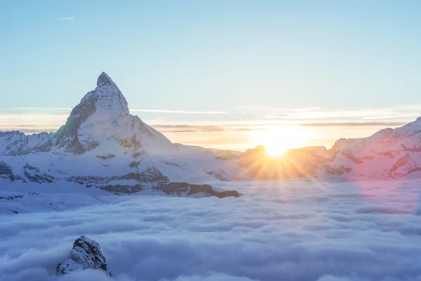 Švýcarsko vrcholu Matterhorn — Stock fotografie