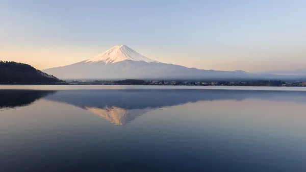 Mt fuji am frühen Morgen — Stockfoto