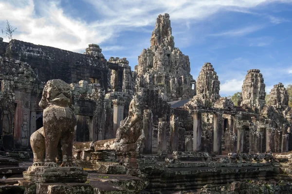 Bayon temple at Angkor Wat, — Stock Photo, Image