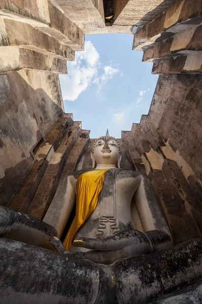 Le grand Bouddha, dans le temple Sri Chum — Photo